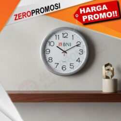 Jam Dinding 3631A Angka Besar Custom Logo Untuk Souvenir Perusahaan
